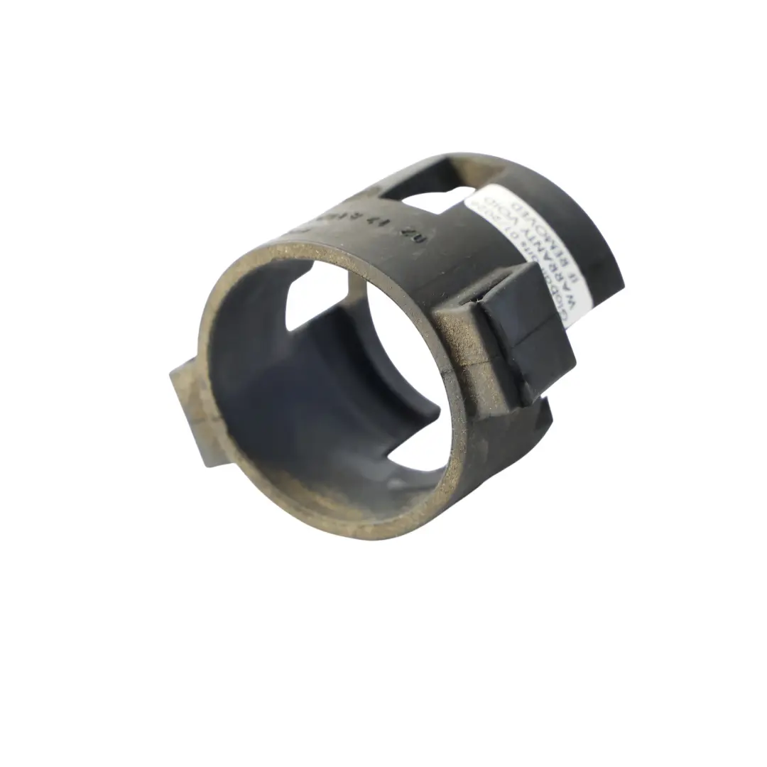 Pompa Acqua Refrigerante Staffa Supporto per VW Volkswagen Transporter T5 con numero di parte 7E0965551 VW Volkswagen Transporter T5 Pompa Acqua Refrigerante Staffa Supporto - SKU 7E0965551 - Numero di parte 7E0965551