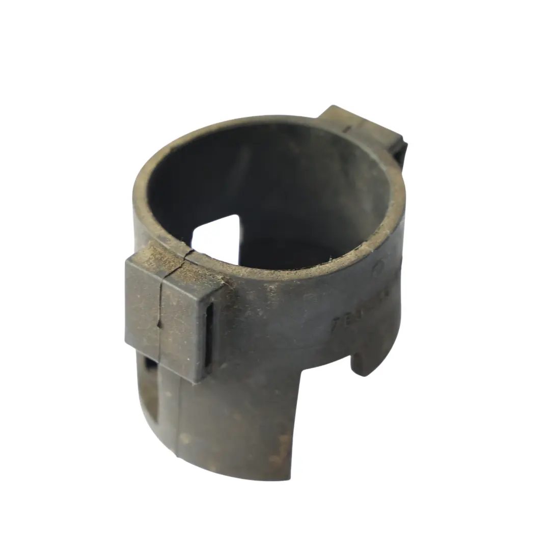 VW Volkswagen Transporter T5 Kühlwasser Pumpen Halterung - SKU 7E0965551 - Teilenummer 7E0965551