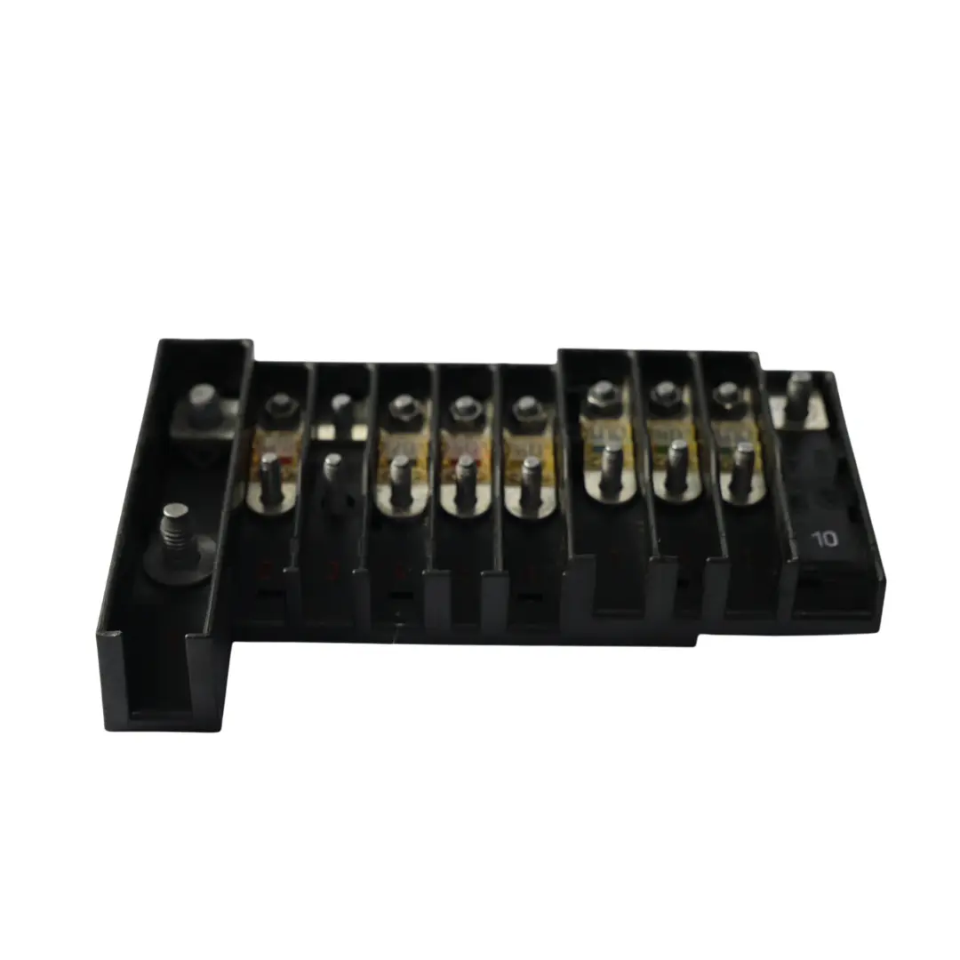 Volkswagen Trasnporter T5 Main Fuse Socket Engine Bay Panel Module - SKU 7H0937550A - Part number 7H0937550A