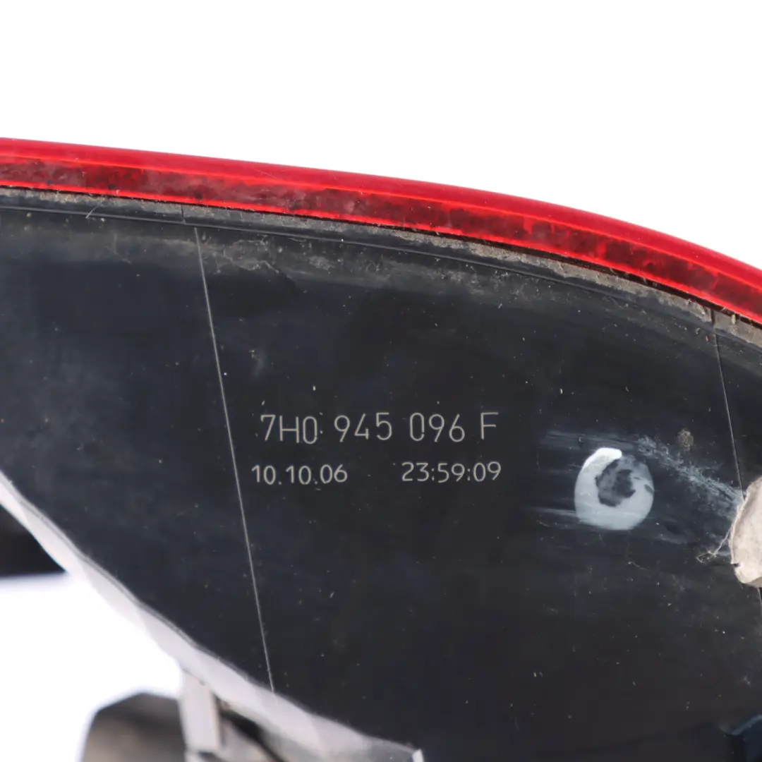Volkswagen Transporter T5 Rear Lamp Right O/S Tail Light Side Panel - SKU 7H0945096F - Part number 7H0945096F