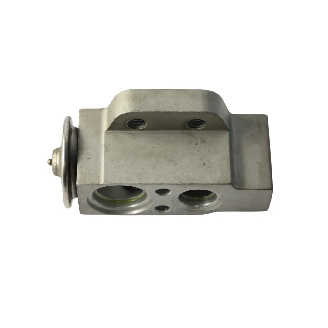 Conditioning A/C Expansion Valve Unit to Porsche Cayenne 9PA Air with Part number 7L0820679 Porsche Cayenne 9PA Air Conditioning A/C Expansion Valve Unit - SKU 7L0820679 - Part number 7L0820679