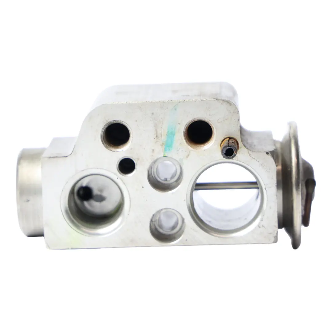 7L Válvula De Expansión Aire Acondicionado A/C para Audi Q7 4L VW Touareg con número de pieza 7L0820679D Audi Q7 4L VW Touareg 7L Válvula De Expansión Aire Acondicionado A/C - SKU 7L0820679D - Número de pieza 7L0820679D