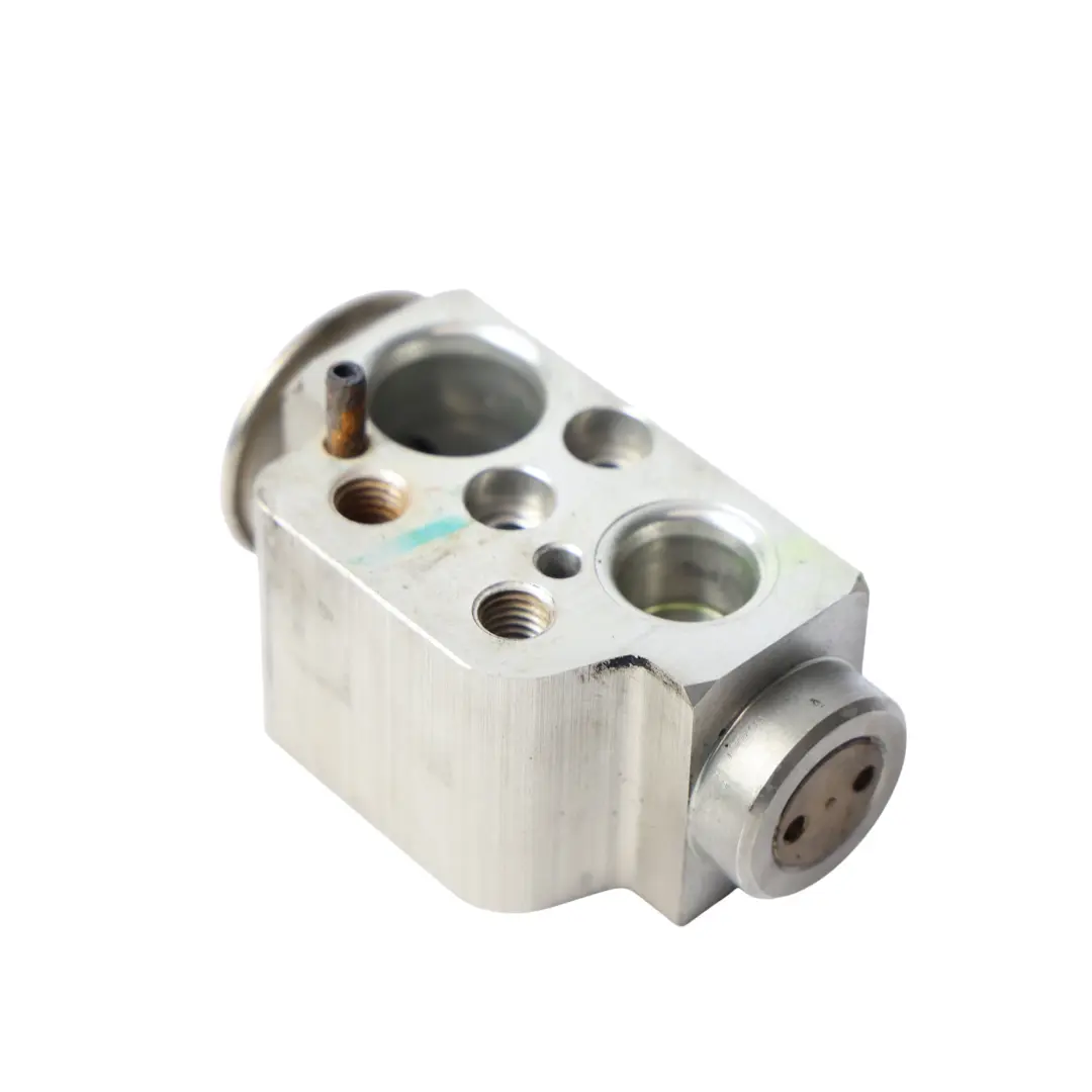 7L Détendeur De Climatisation pour Audi Q7 4L VW Touareg à propos du numéro de pièce 7L0820679D Audi Q7 4L VW Touareg 7L Détendeur De Climatisation - SKU 7L0820679D - Numéro de pièce 7L0820679D