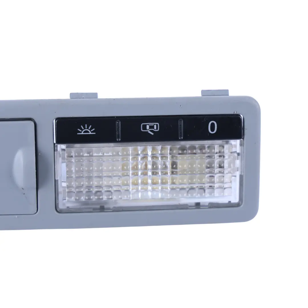 7L Fanale Posteriore Grigio Luce per VW Volkswagen Touareg con numero di parte 7L0861687A VW Volkswagen Touareg 7L Fanale Posteriore Grigio Luce - SKU 7L0861687A-2 - Numero di parte 7L0861687A