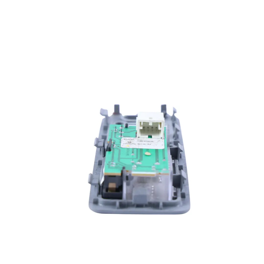 7L Feu Pavillon Arrière Gris Clair Gauche pour VW Volkswagen Touareg à propos du numéro de pièce 7L0861687A VW Volkswagen Touareg 7L Feu Pavillon Arrière Gris Clair Gauche - SKU 7L0861687A-2 - Numéro de pièce 7L0861687A