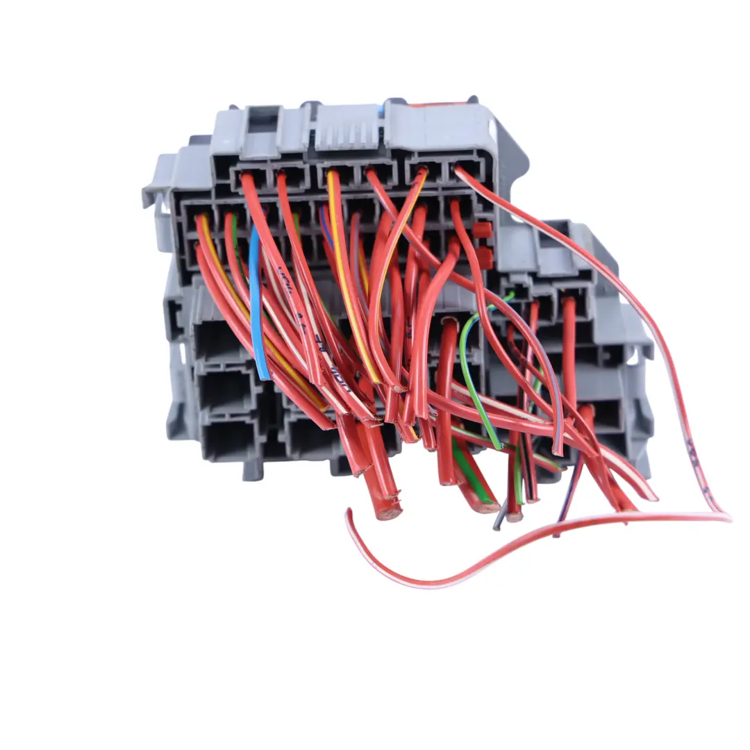 7L Fuse Box Relay Module to Porsche Cayenne 955 9PA Audi Q7 4L VW Touareg with Part number 7L0937559 Porsche Cayenne 955 9PA Audi Q7 4L VW Touareg 7L Fuse Box Relay Module - SKU 7L0937559 - Part number 7L0937559