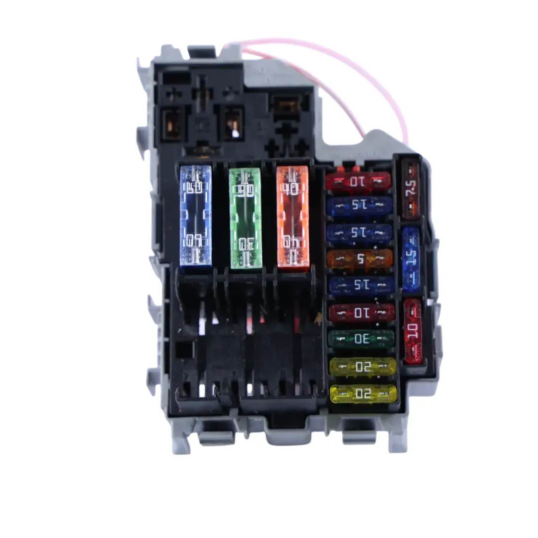 7L Fuse Box Relay Module to Porsche Cayenne 955 9PA Audi Q7 4L VW Touareg with Part number 7L0937559 Porsche Cayenne 955 9PA Audi Q7 4L VW Touareg 7L Fuse Box Relay Module - SKU 7L0937559 - Part number 7L0937559