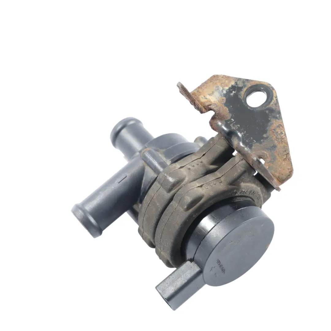 Volkswagen Touareg 7L Bomba De Agua Auxiliar Adicional Motor Diesel L - SKU 7L0965561 - Número de pieza 7L0965561