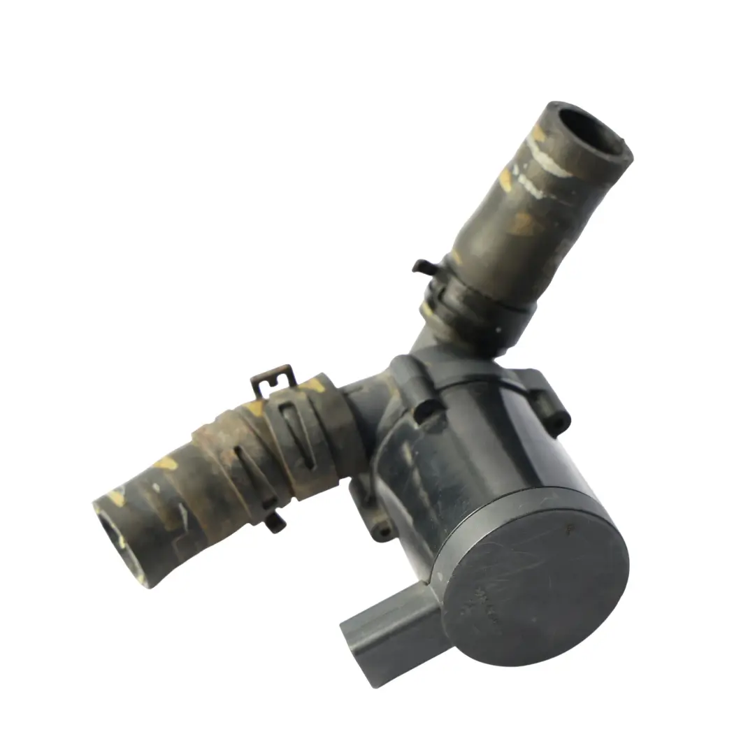 Porsche Cayenne Turbo 9PA Acondicionado Bomba Refrigerante Auxiliar - SKU 7L0965561D - Número de pieza 7L0965561D