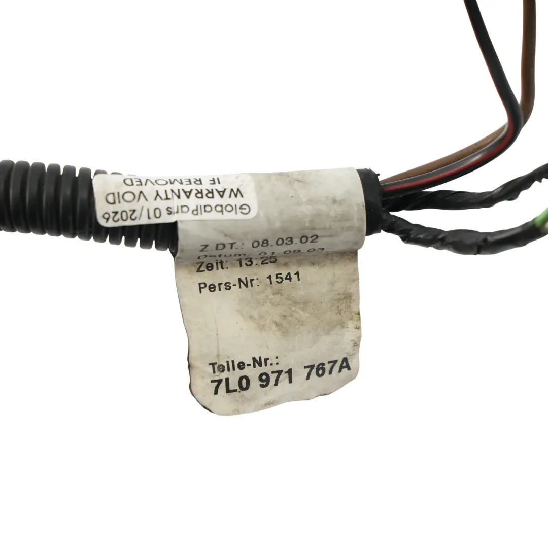 Windscreen Washer Wiring Loom Cable to Porsche Cayenne 9PA with Part number 7L0971767A Porsche Cayenne 9PA Windscreen Washer Wiring Loom Cable - SKU 7L0971767A - Part number 7L0971767A