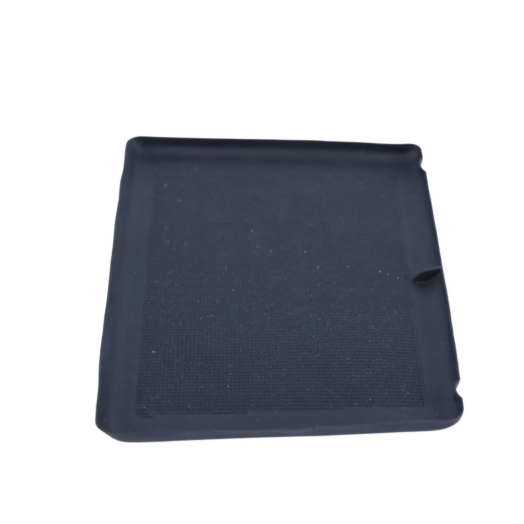 Inserción Consola Central Goma Panel Mate Negro para Porsche Cayenne 955 con número de pieza 7L5863328 Porsche Cayenne 955 Inserción Consola Central Goma Panel Mate Negro - SKU 7L5863328 - Número de pieza 7L5863328