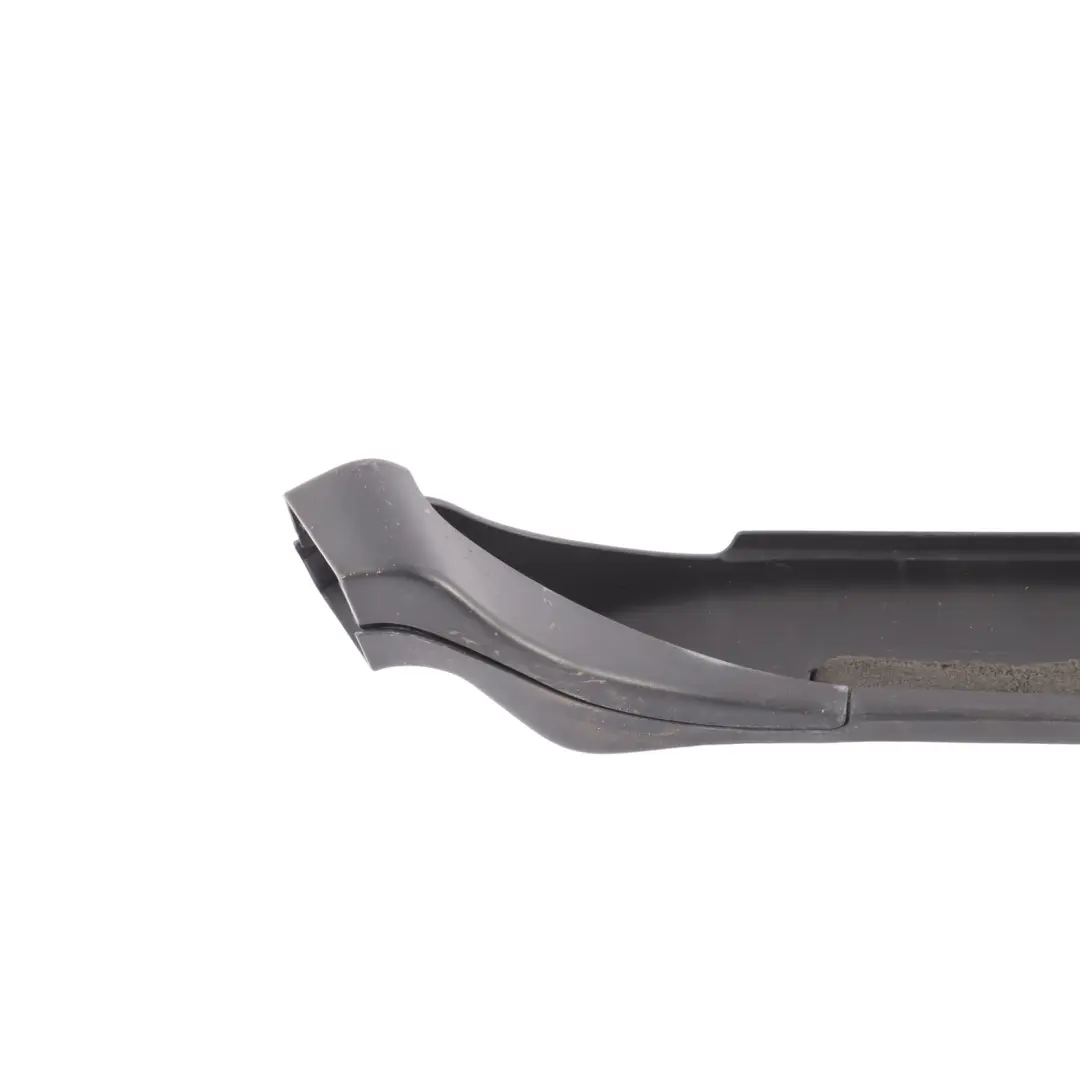 Boot Lid Trim Cover Panel Rear Right O/S to Porsche Cayenne 9PA Tailgate with Part number 7L5867712B Porsche Cayenne 9PA Tailgate Boot Lid Trim Cover Panel Rear Right O/S - SKU 7L5867712B - Part number 7L5867712B