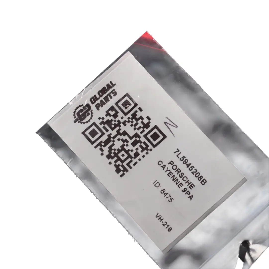Porsche Cayenne 9PA Driver Outer Tail Light Lamp Rear Right O/S 7L5 945 208 B - SKU 7L5945208B - Part number 7L5945208B
