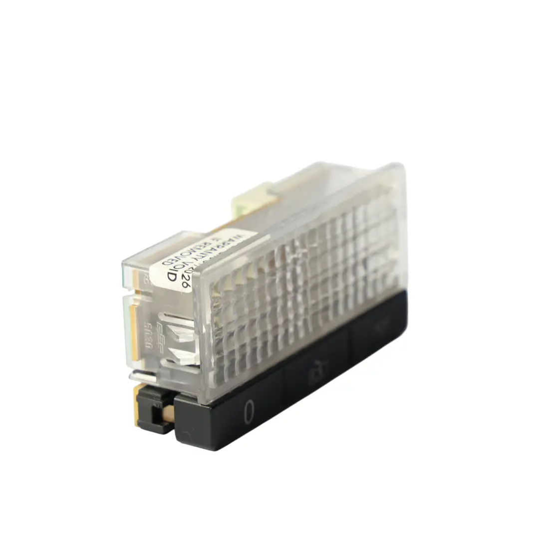 Lampe Lecture Pavillon Intérieure Arrière Gauche pour Porsche Cayenne 9PA à propos du numéro de pièce 7L5947291 Porsche Cayenne 9PA Lampe Lecture Pavillon Intérieure Arrière Gauche - SKU 7L5947291 - Numéro de pièce 7L5947291