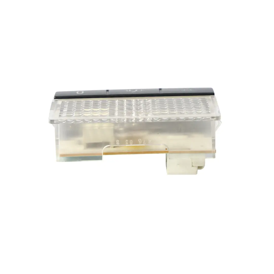 Lampe Lecture Pavillon Intérieure Arrière Droite pour Porsche Cayenne 9PA à propos du numéro de pièce 7L5947292 Porsche Cayenne 9PA Lampe Lecture Pavillon Intérieure Arrière Droite - SKU 7L5947292 - Numéro de pièce 7L5947292