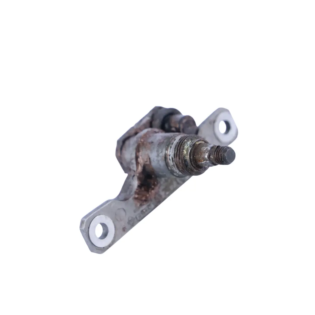 Porsche Cayenne 955 Support Fixation Bras Essuie Glace Arrière - SKU 7L5955215B - Numéro de pièce 7L5955215B