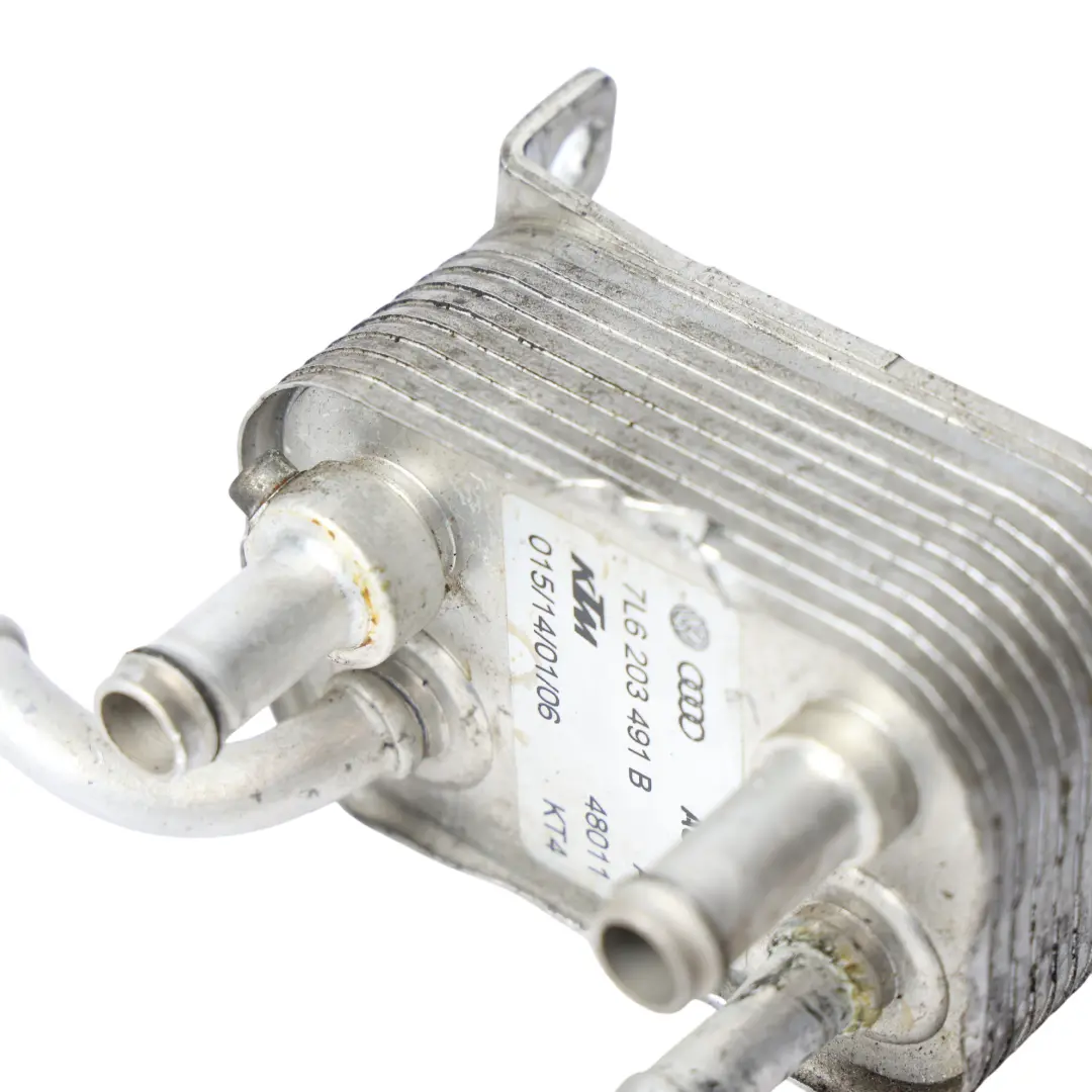 7L Refrigerador De Aceite Combustible Radiador para VW Volkswagen Touareg con número de pieza 7L6203491B VW Volkswagen Touareg 7L Refrigerador De Aceite Combustible Radiador - SKU 7L6203491B - Número de pieza 7L6203491B
