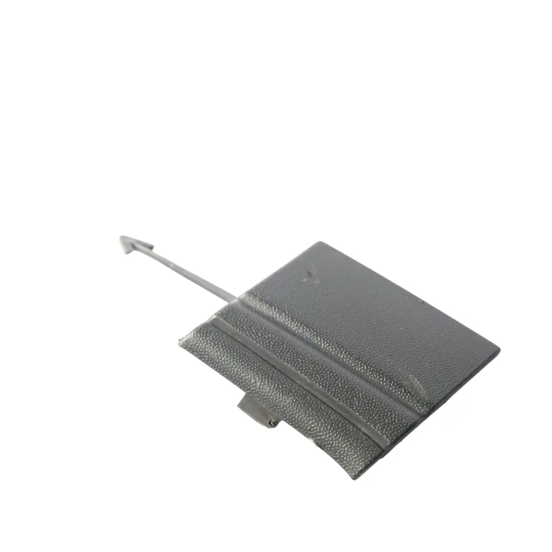 7L Cache D'Anneau Remorquage Droit pour Volkswagen Touareg à propos du numéro de pièce 7L6807156A Volkswagen Touareg 7L Cache D'Anneau Remorquage Droit - SKU 7L6807156A - Numéro de pièce 7L6807156A