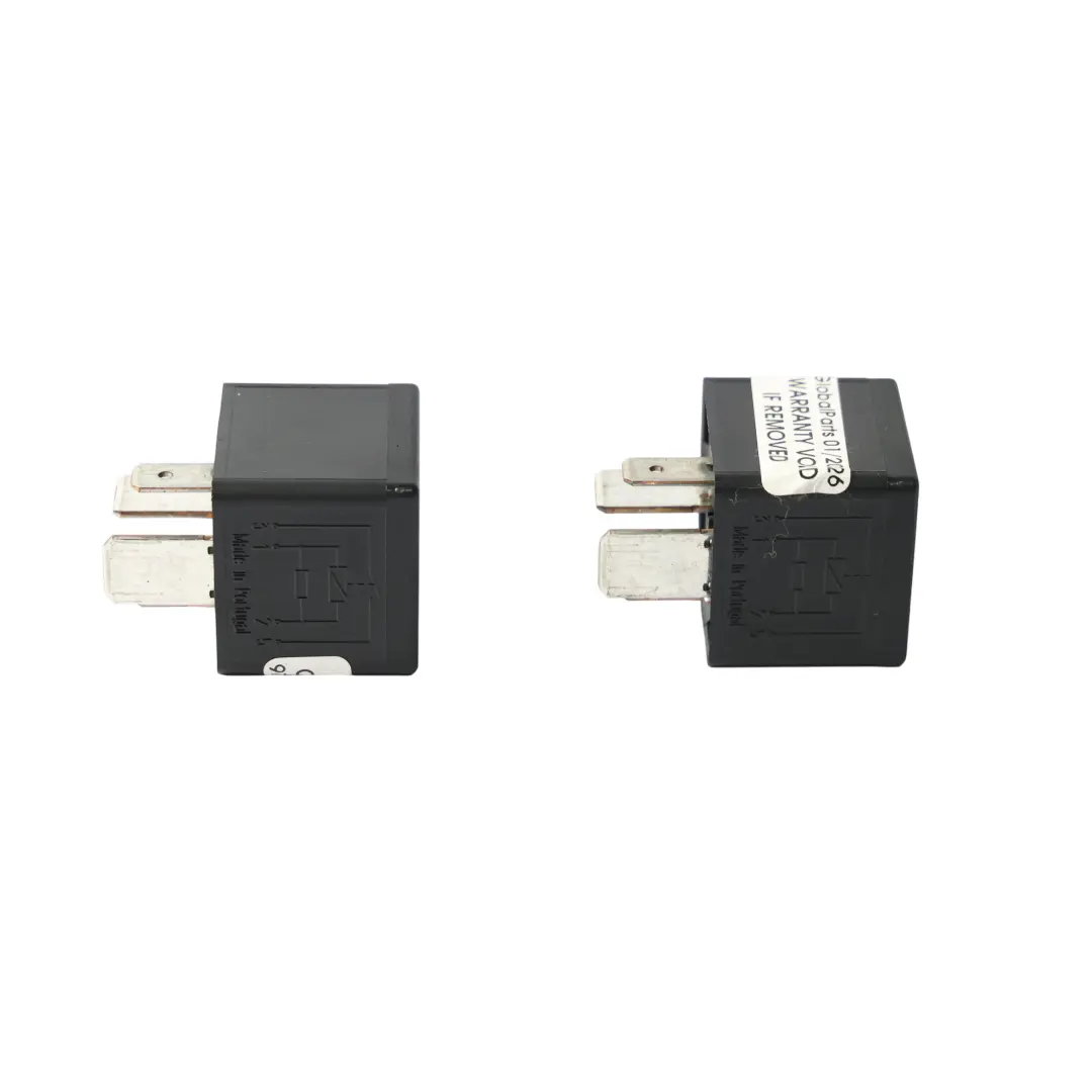 Moduł Przekaźnik Fotela 4 Piny X2 do Audi VW Volkswagen o numerze 7M0951253A Audi VW Volkswagen Moduł Przekaźnik Fotela 4 Piny X2 - SKU 7M0951253A-1 - Numer Części 7M0951253A