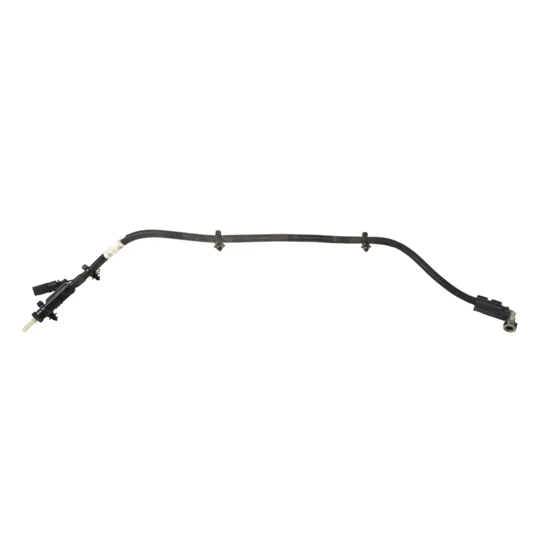 Adblue Reduction Agent Supply Line Tube Pipe Hose to Porsche Cayenne 92A with Part number 7P0131984 Porsche Cayenne 92A Adblue Reduction Agent Supply Line Tube Pipe Hose - SKU 7P0131984 - Part number 7P0131984