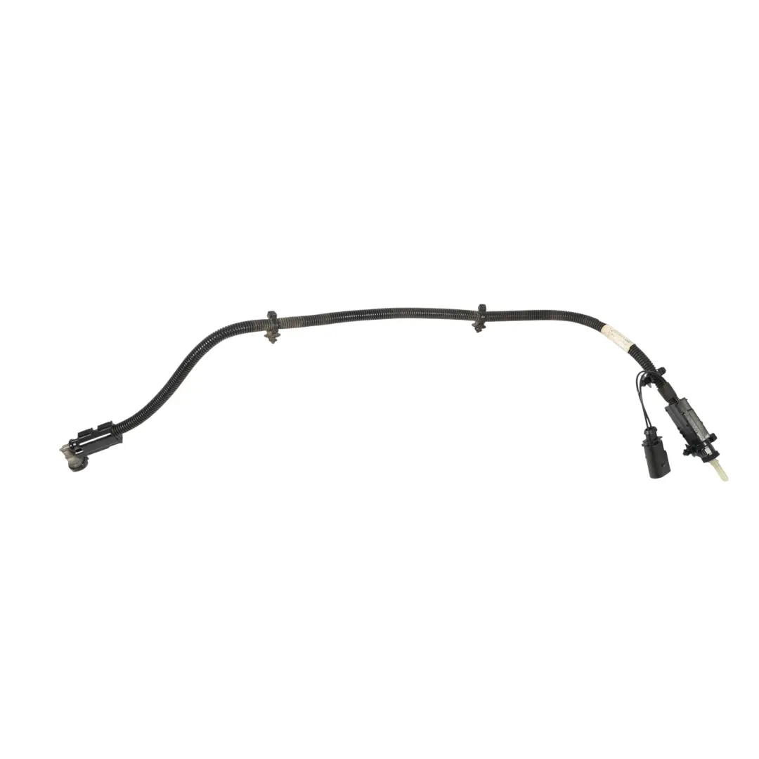 Przewód Adblue Wąż Rurka do Porsche Cayenne 92A o numerze 7P0131984 Porsche Cayenne 92A Przewód Adblue Wąż Rurka - SKU 7P0131984 - Numer Części 7P0131984