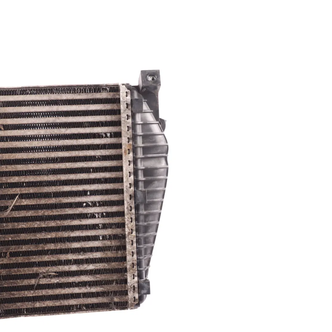 Volkswagen Porsche Cayenne 92A Intercooler Radiador Delantero Derecho - SKU 7P0145804A - Número de pieza 7P0145804A