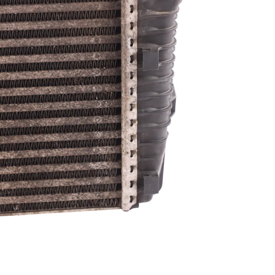 Volkswagen Porsche Cayenne 92A Intercooler Radiador Delantero Derecho - SKU 7P0145804A - Número de pieza 7P0145804A