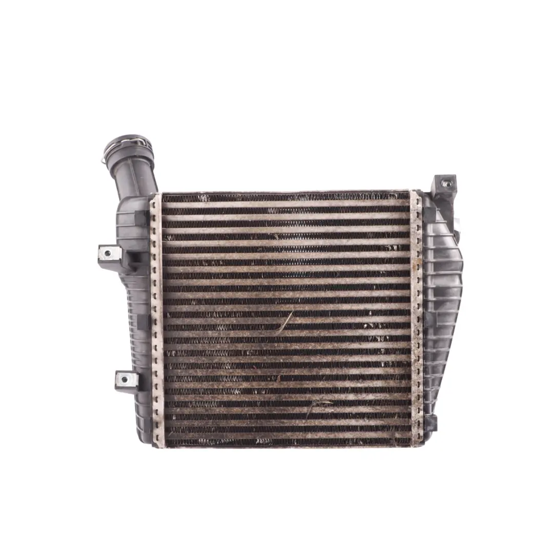 Radiator Air Charge Front Right O/S to Porsche Cayenne 92A Intercooler with Part number 7P0145804A Porsche Cayenne 92A Intercooler Radiator Air Charge Front Right O/S - SKU 7P0145804A - Part number 7P0145804A