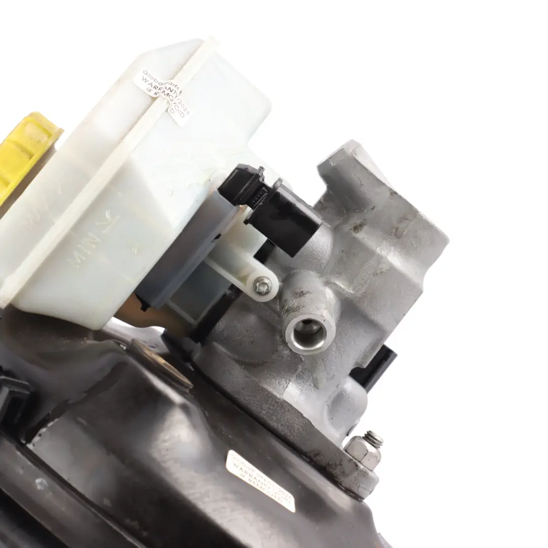 7P 3.0 TDI Servo Master Cylinder Brake Booster to Volkswagen Touareg with Part number 7P0612101F Volkswagen Touareg 7P 3.0 TDI Servo Master Cylinder Brake Booster - SKU 7P0612101F - Part number 7P0612101F