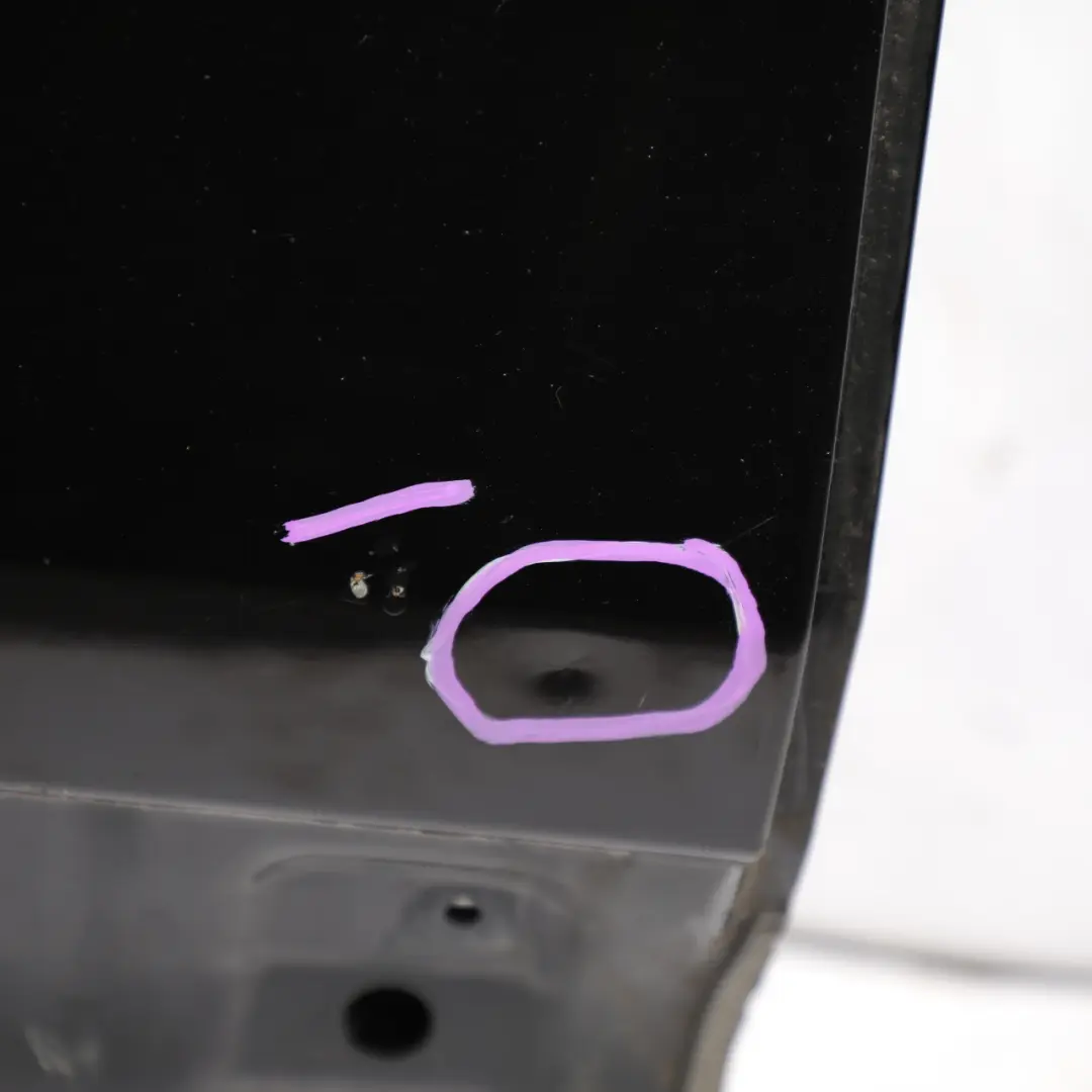 7P Drzwi Prawe Tylne Deep Black Czarne - C9X do VW Volkswagen Touareg o numerze 7P0833056 VW Volkswagen Touareg 7P Drzwi Prawe Tylne Deep Black Czarne - C9X - SKU 7P0833056-DBL - Numer Części 7P0833056