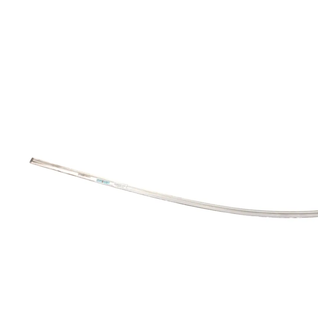 Volkswagen Touareg 7P Przednia Prawa Listwa Osłony Szyby 7P0 853 986 - SKU 7P0853986 - Numer Części 7P0853986