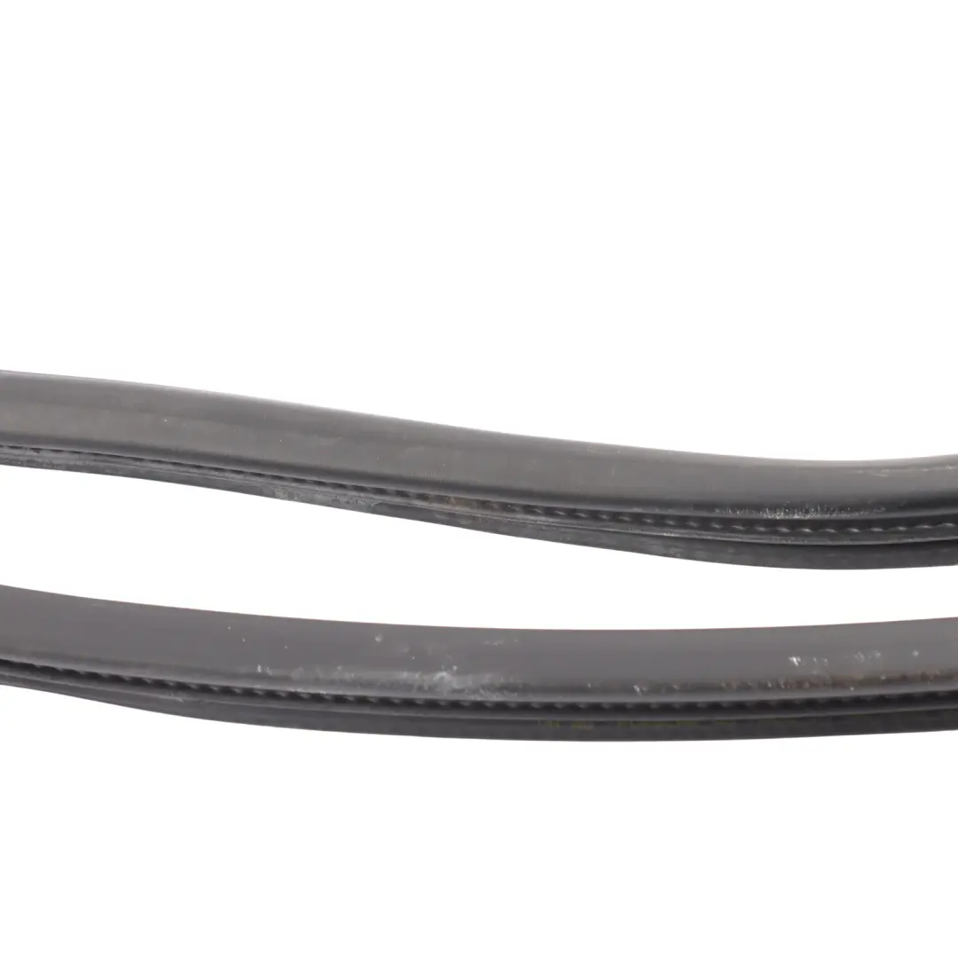 7P Door Gasket Seal Rubber Rear Left Right N/O/S to Volkswagen Touareg with Part number 7P0867367F Volkswagen Touareg 7P Door Gasket Seal Rubber Rear Left Right N/O/S - SKU 7P0867367F - Part number 7P0867367F