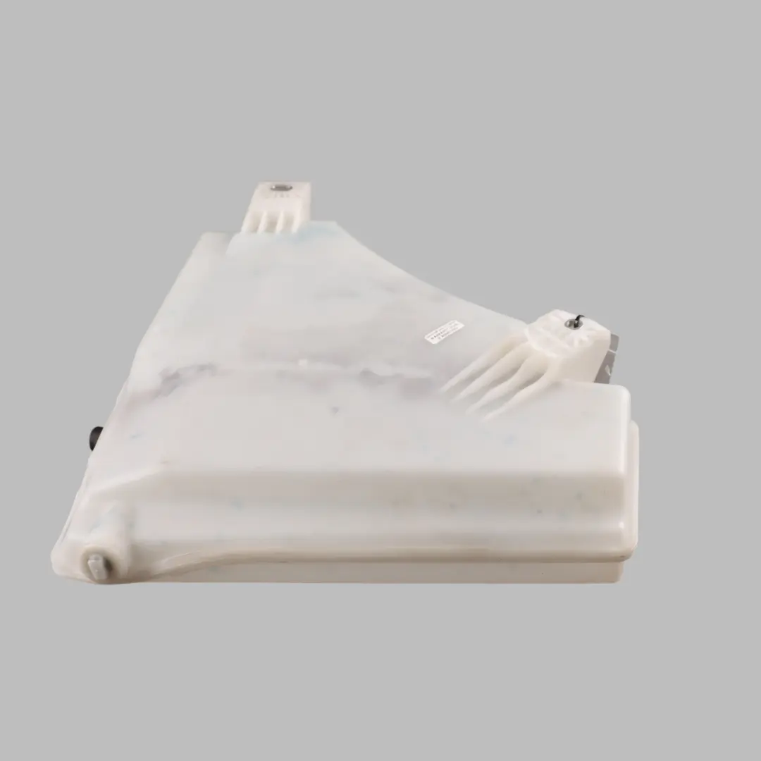 7P Réservoir De Liquide Lave-Glace pour Volkswagen VW Touareg à propos du numéro de pièce 7P0955453 Volkswagen VW Touareg 7P Réservoir De Liquide Lave-Glace - SKU 7P0955453 - Numéro de pièce 7P0955453