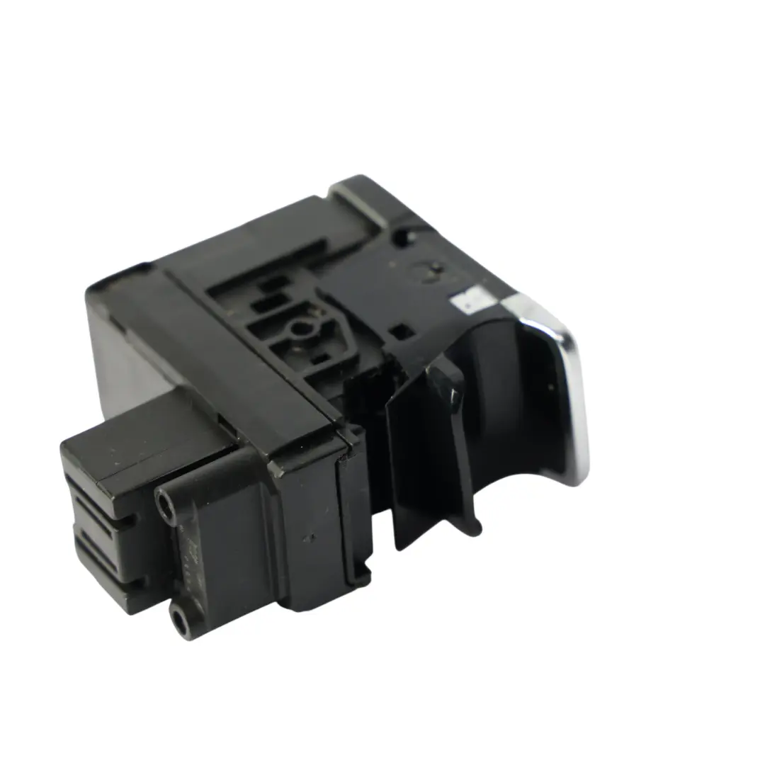 7P Parking Handbrake Button Switch Assembly 7P2927225A to VW Volkswagen Touareg with Part number 7P2927225B VW Volkswagen Touareg 7P Parking Handbrake Button Switch Assembly 7P2927225A - SKU RHD-7P2927225B - Part number 7P2927225B