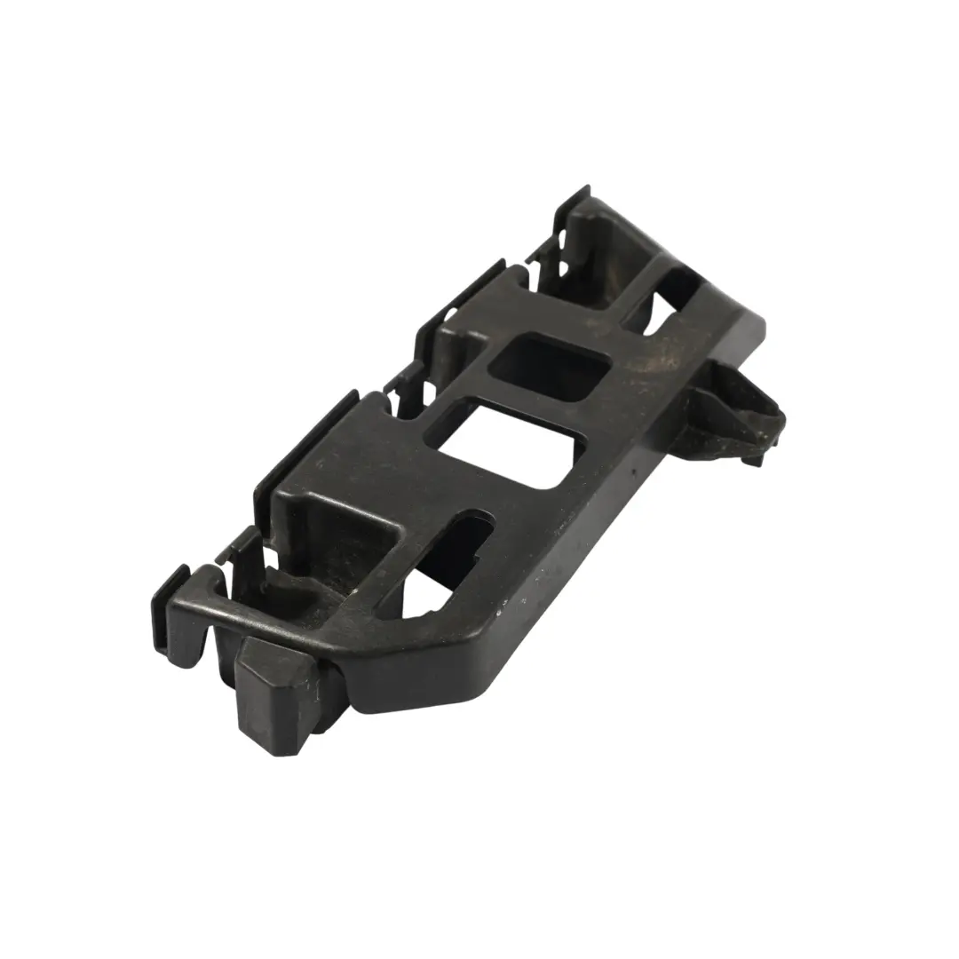 Paraurti Posteriore Supporto Laterale Destra per Porsche Cayenne 92A con numero di parte 7P5807484D Porsche Cayenne 92A Paraurti Posteriore Supporto Laterale Destra - SKU 7P5807484D - Numero di parte 7P5807484D