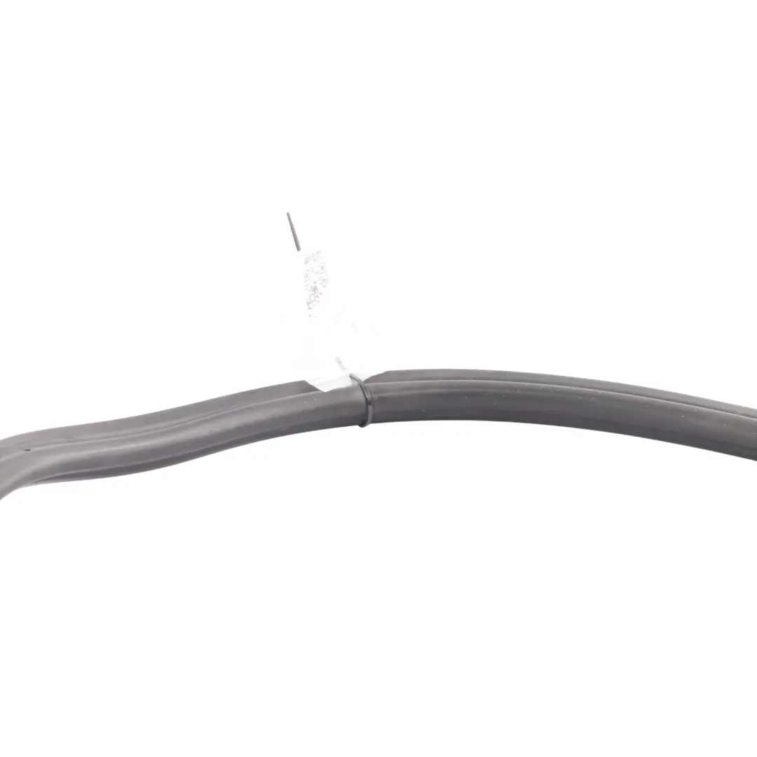 Hood Sealing Gasket Rubber Gasket Bonnet Strip to Porsche Cayenne 92A with Part number 7P5823727C Porsche Cayenne 92A Hood Sealing Gasket Rubber Gasket Bonnet Strip - SKU 7P5823727C - Part number 7P5823727C