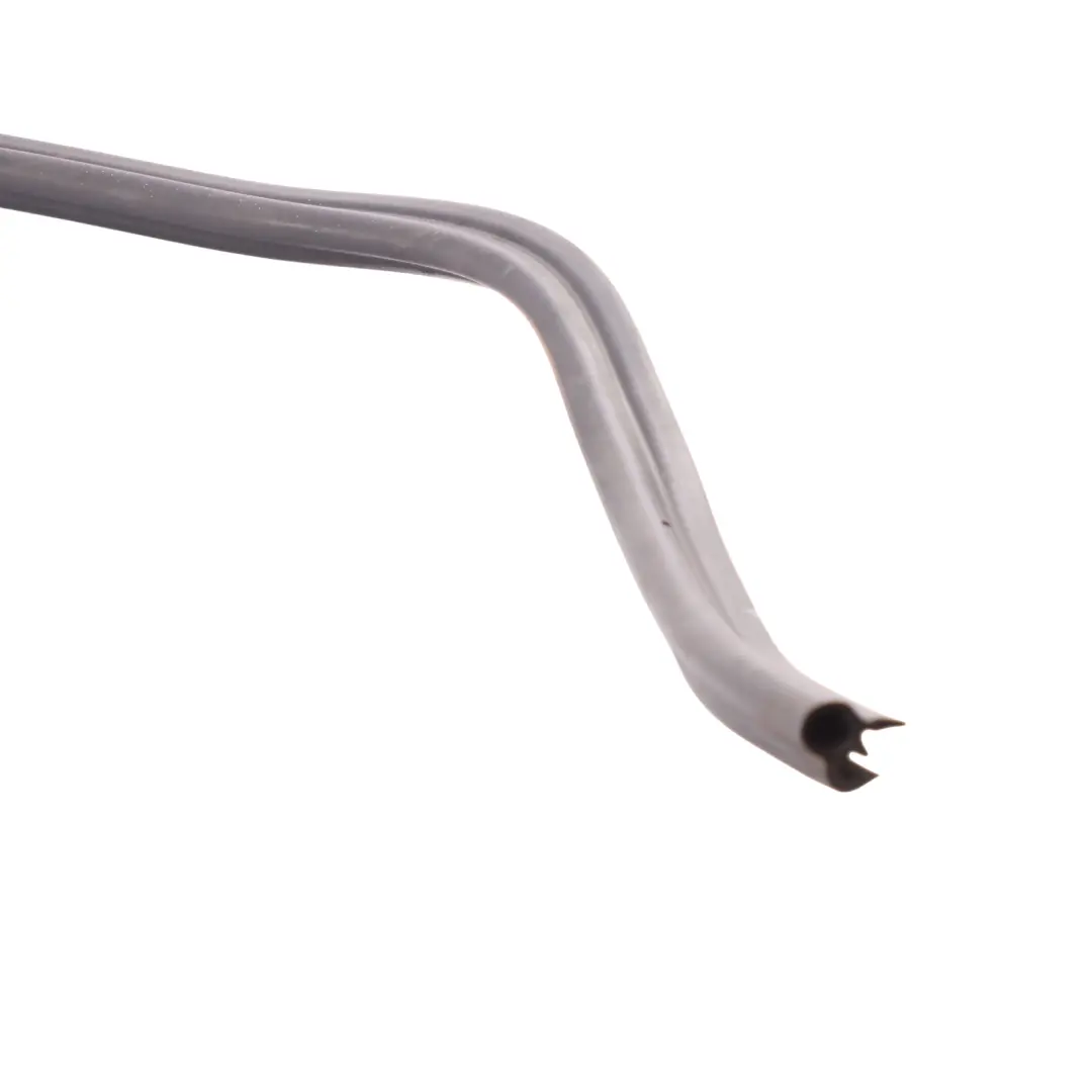 Hood Sealing Gasket Rubber Gasket Bonnet Strip to Porsche Cayenne 92A with Part number 7P5823727C Porsche Cayenne 92A Hood Sealing Gasket Rubber Gasket Bonnet Strip - SKU 7P5823727C - Part number 7P5823727C