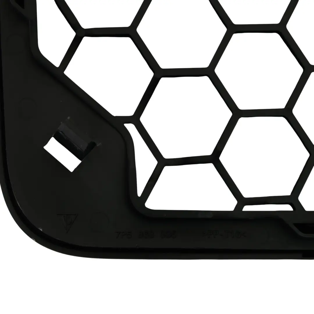 Porsche Cayenne 92A Tapa Del Altavoz Trasero Del Maletero Izquierdo - SKU 7P5868035 - Número de pieza 7P5868035