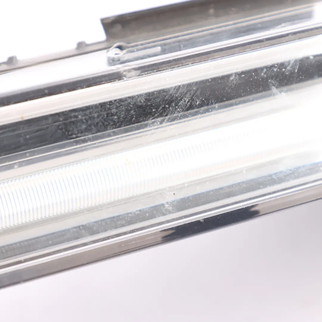 Led Daytime Running Light Front Right O/S to Porsche Cayenne 92A with Part number 7P5941182J Porsche Cayenne 92A Led Daytime Running Light Front Right O/S - SKU 7P5941182J - Part number 7P5941182J