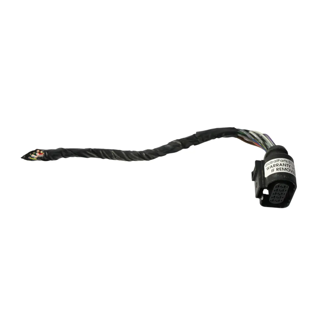 Wiązka Przewodów Lampy Tył Zewnętrzna Prawa do Porsche Cayenne 92A o numerze 7P5945208C Porsche Cayenne 92A Wiązka Przewodów Lampy Tył Zewnętrzna Prawa - SKU 7P5945208C-2 - Numer Części 7P5945208C