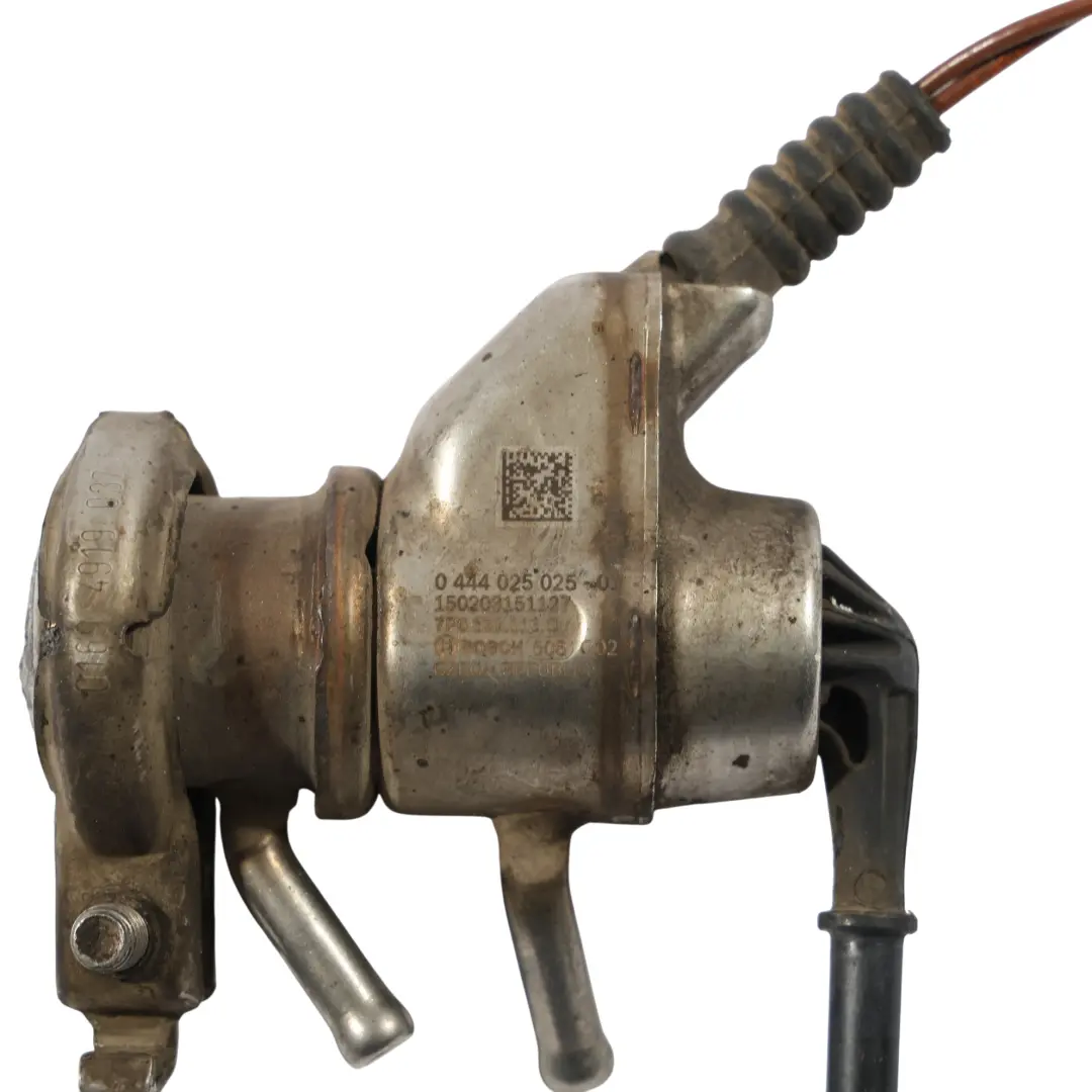 Injecteur Adblue 3.0 TDI Diesel pour Porsche Cayenne 92A à propos du numéro de pièce 7P6131113C Porsche Cayenne 92A Injecteur Adblue 3.0 TDI Diesel - SKU 7P6131113C - Numéro de pièce 7P6131113C