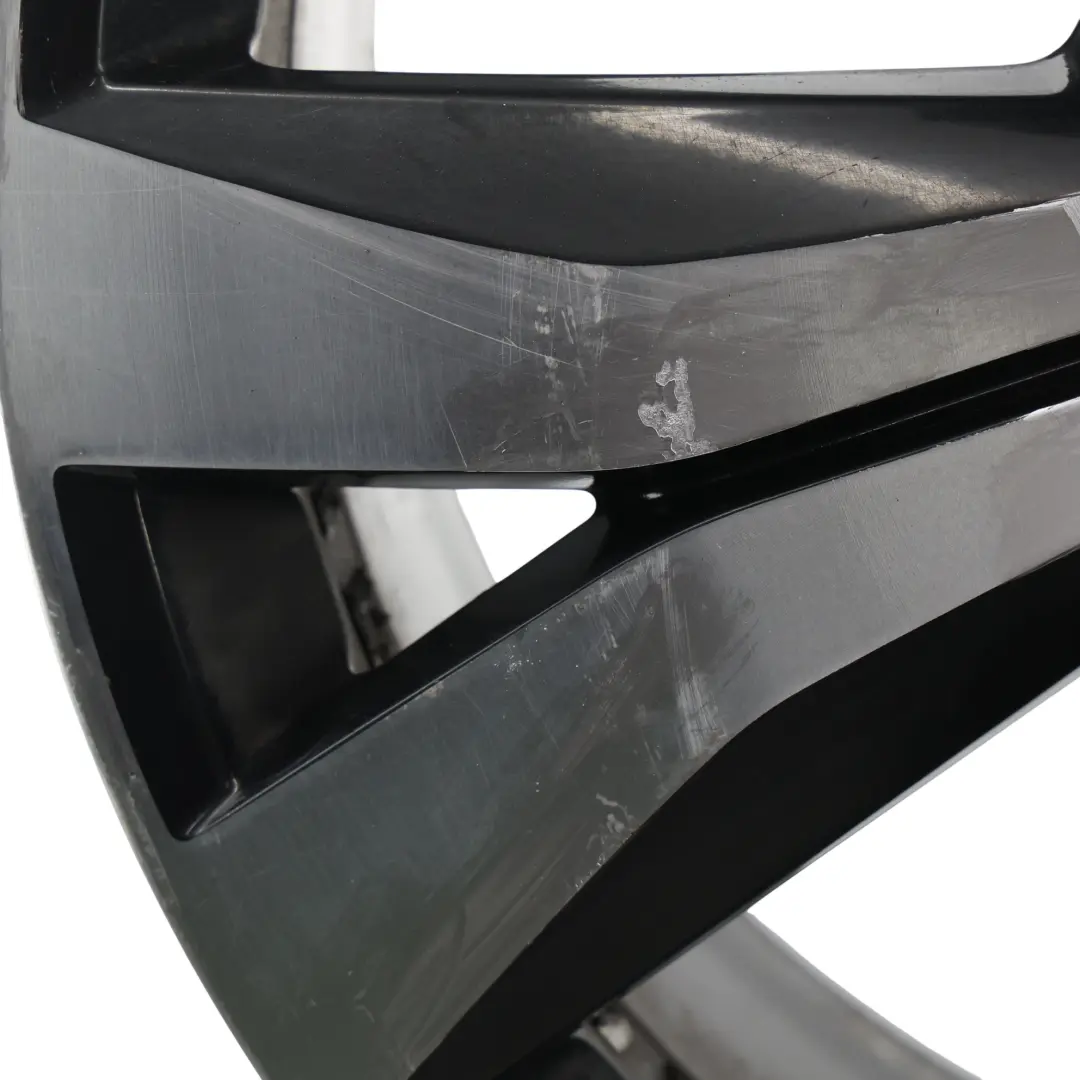 7P Jante En Alliage Argentée 20" 9J ET:57 pour Volkswagen Touareg à propos du numéro de pièce 7P6601025M Volkswagen Touareg 7P Jante En Alliage Argentée 20" 9J ET:57 - SKU 7P6601025M-1 - Numéro de pièce 7P6601025M