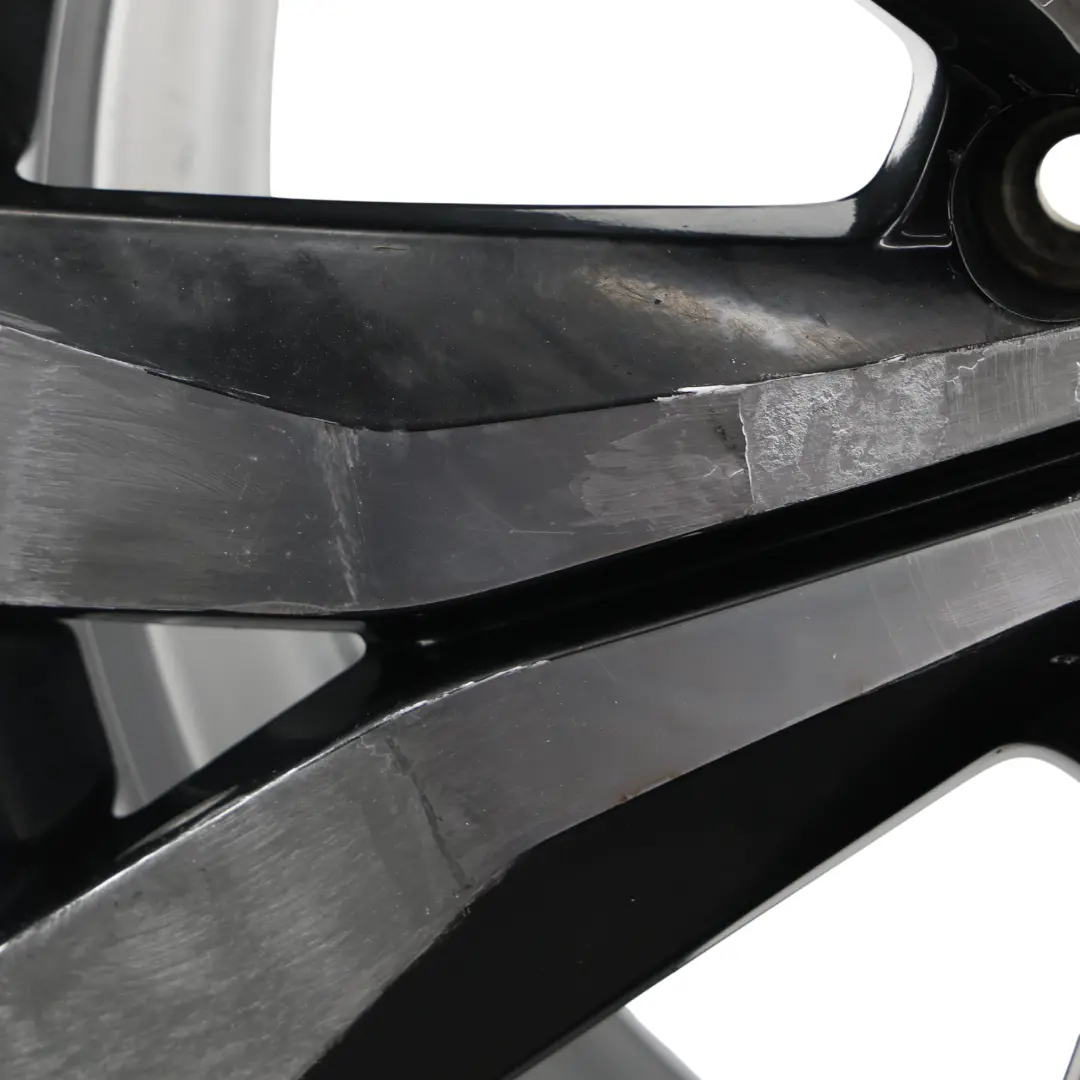 7P Argento Cerchio In Lega 20" 9J ET:57 per Volkswagen Touareg con numero di parte 7P6601025M Volkswagen Touareg 7P Argento Cerchio In Lega 20" 9J ET:57 - SKU 7P6601025M-2 - Numero di parte 7P6601025M