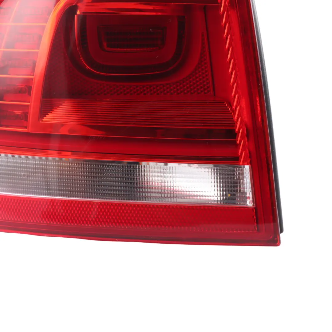7P Rear Lamp Right O/S Trunk Lid Tailgate Tail Light 3C5945094F to VW Touareg with Part number 7P6945207 VW Touareg 7P Rear Lamp Right O/S Trunk Lid Tailgate Tail Light 3C5945094F - SKU 7P6945207 - Part number 7P6945207