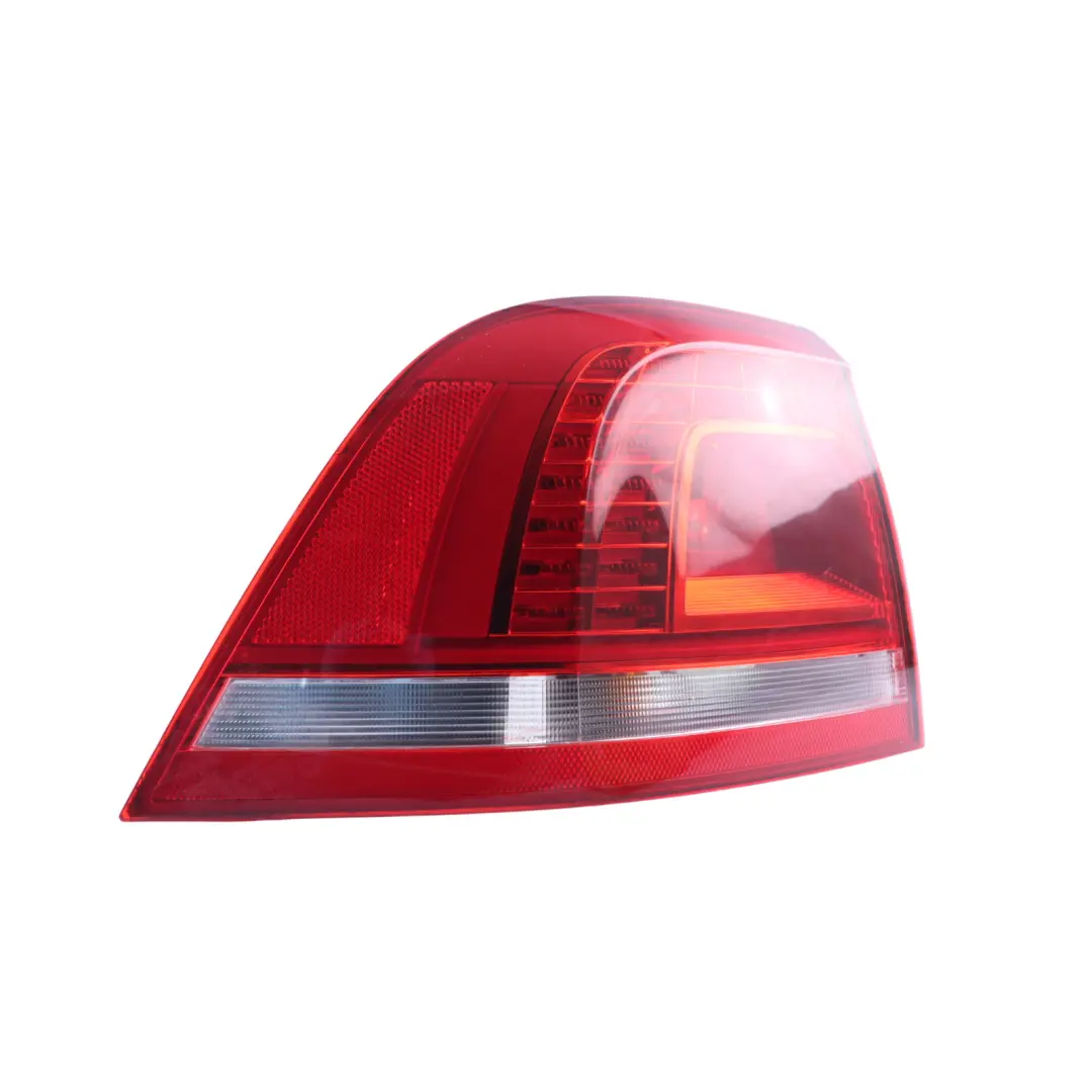 VW Touareg 7P Rear Lamp Right O/S Trunk Lid Tailgate Tail Light 3C5945094F - SKU 7P6945207 - Part number 7P6945207