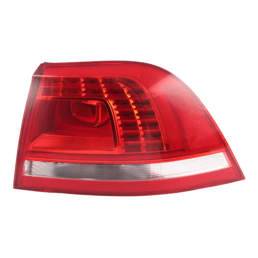 7P Lamp LED Tail Light Outer Rear Right O/S to Volkswagen Touareg with Part number 7P6945208 Volkswagen Touareg 7P Lamp LED Tail Light Outer Rear Right O/S - SKU 7P6945208 - Part number 7P6945208