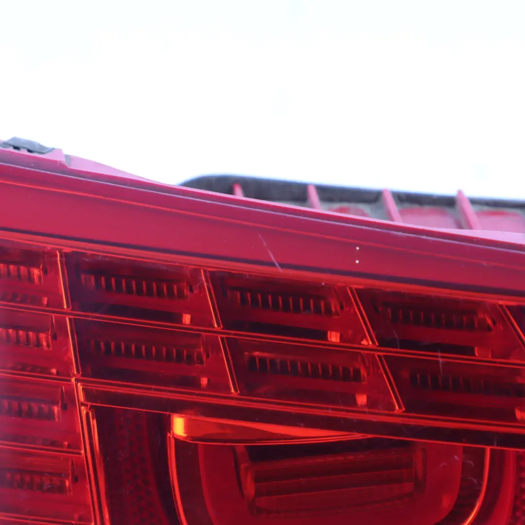 7P Hintere Kofferraumleuchte Rücklicht Hinten Links für Volkswagen Touareg mit Teilenummer 7P6945307 Volkswagen Touareg 7P Hintere Kofferraumleuchte Rücklicht Hinten Links - SKU 7P6945307 - Teilenummer 7P6945307