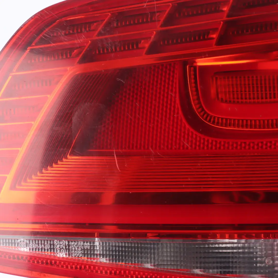 7P Rear Tail Led Back Light Right O/S to Volkswagen Touareg with Part number 7P6945308 Volkswagen Touareg 7P Rear Tail Led Back Light Right O/S - SKU 7P6945308 - Part number 7P6945308