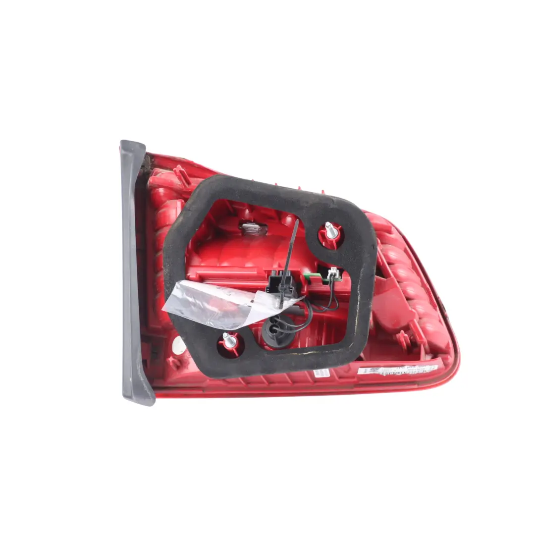 Volkswagen Touareg 7P Rear Tail Led Back Light Right O/S - SKU 7P6945308 - Part number 7P6945308