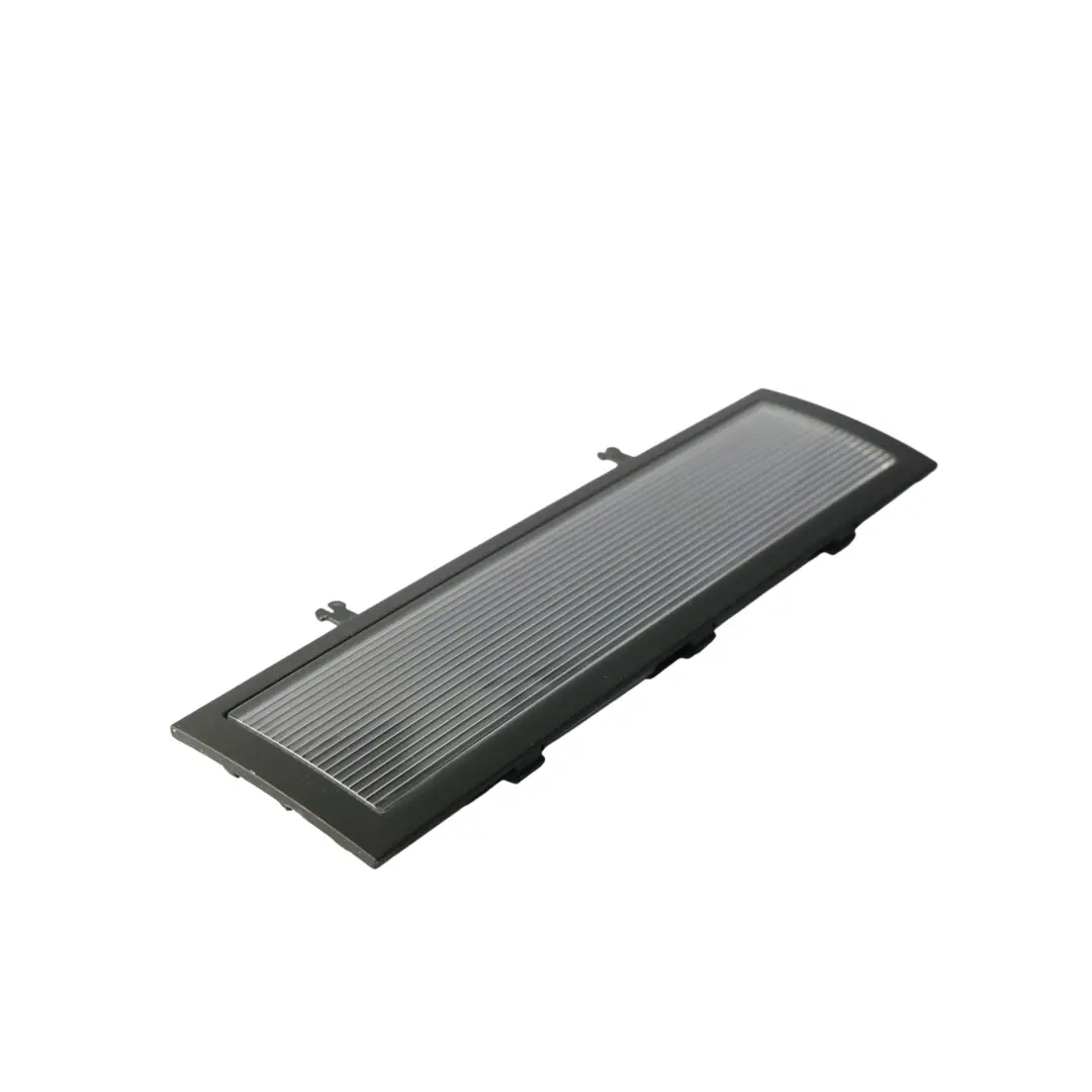 Volkswagen Touareg 7P Panel Lampki Podsufitki Oświetlenia Kabiny - SKU 7P6947125B - Numer Części 7P6947125B